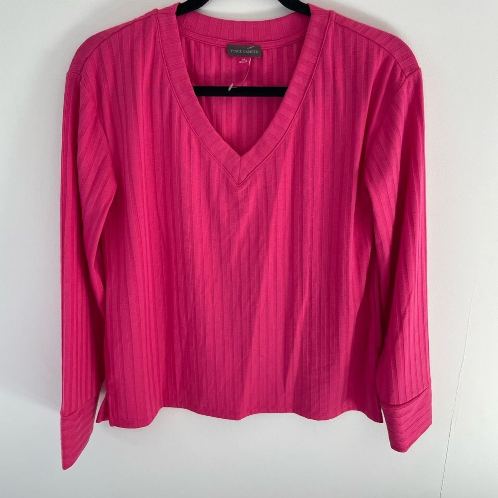 Vince Camuto Hot Pink ribbed V-neck long sleeve shirt size XS